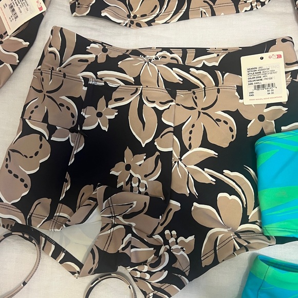 NWT Roxy Swim Bundle - Picture 5 of 7